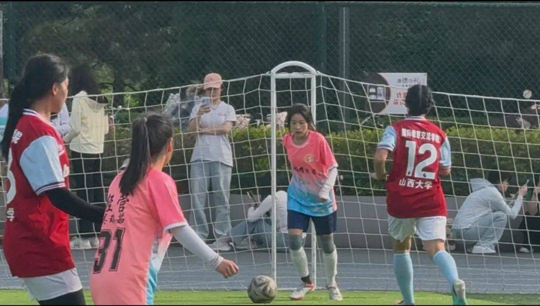 关于命中要害！女足经典犀利进攻，让对手无法防守的信息