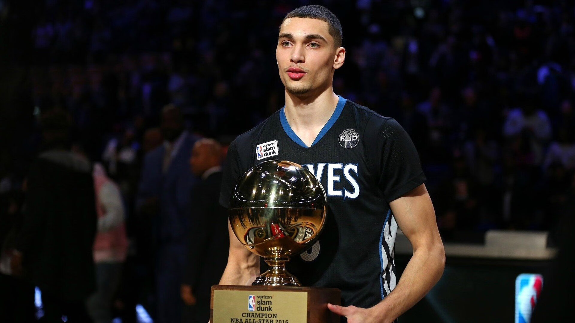 NBA季后赛四强战爆出冷门！俄克拉荷马城雷霆爆冷莱比锡，争冠形势突变的简单介绍